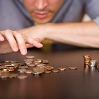 В Ингушетии руководителям снизят зарплату на 10%