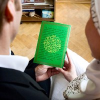 В Таджикистане хотят ввести брачные контракты