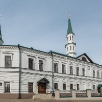 В мечетях Казани собирают вещи и продукты для малоимущих