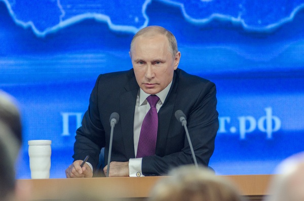 Путин обеспокоен перемещением террористов из Сирии в другие регионы